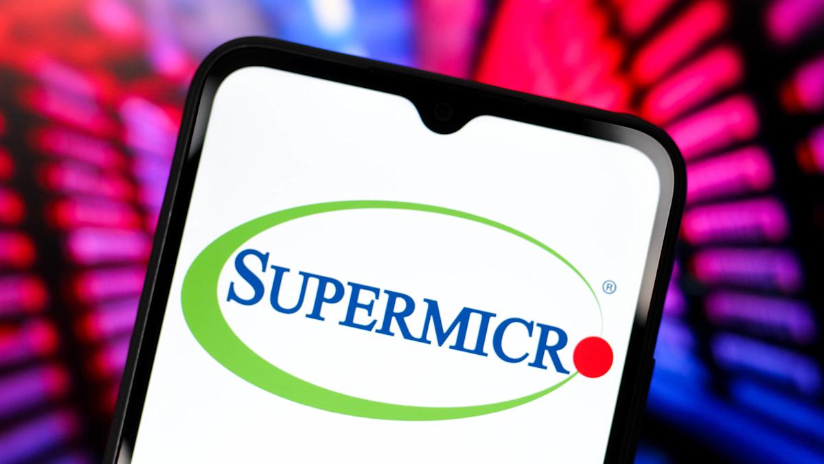 Обвал фондового рынка США Уолл Стрит распродажа акций Dow Jones SP500 Nasdaq Super Micro Computer