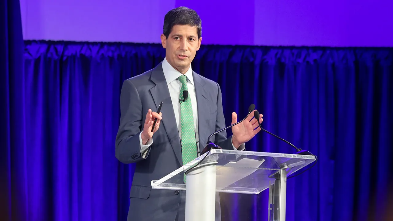 Federal Reserve Chair Kevin Warsh press conference Washington macroeconomic charts financial calendar
