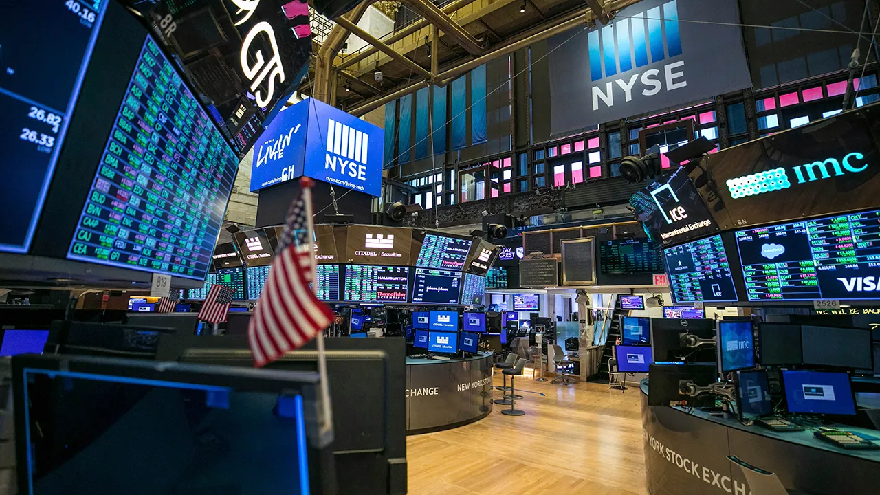 New York Stock Exchange traders floor wall street screen index down tech nvidia selloff ecb building frankfurt