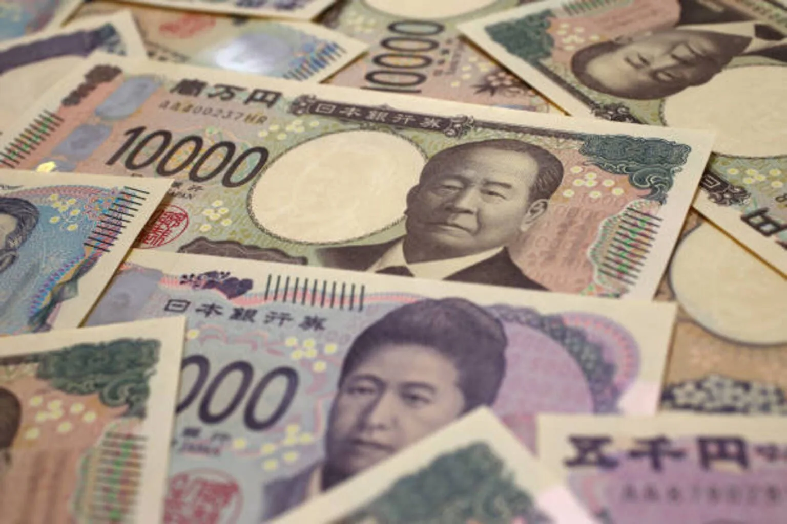 US dollar index cash dxy charts japanese yen bank of japan currency intervention us30y bond yield 5 percent
